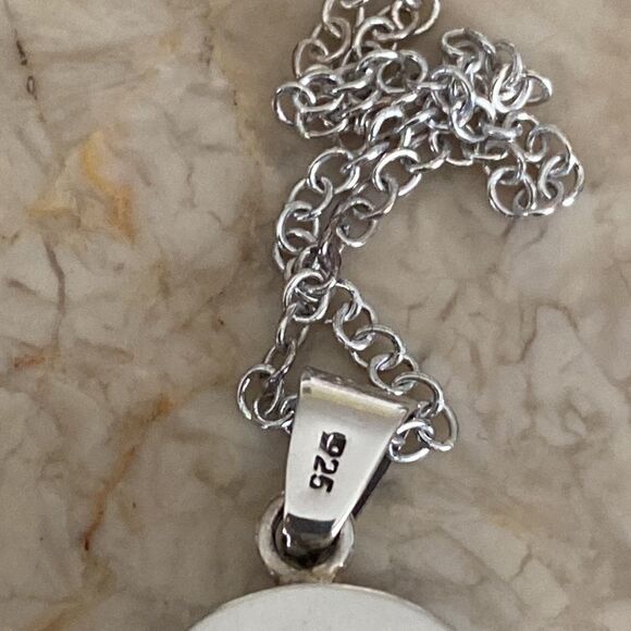 925 Sterling Silver Acrylic Flower Pendant Necklace - Picture 5 of 7